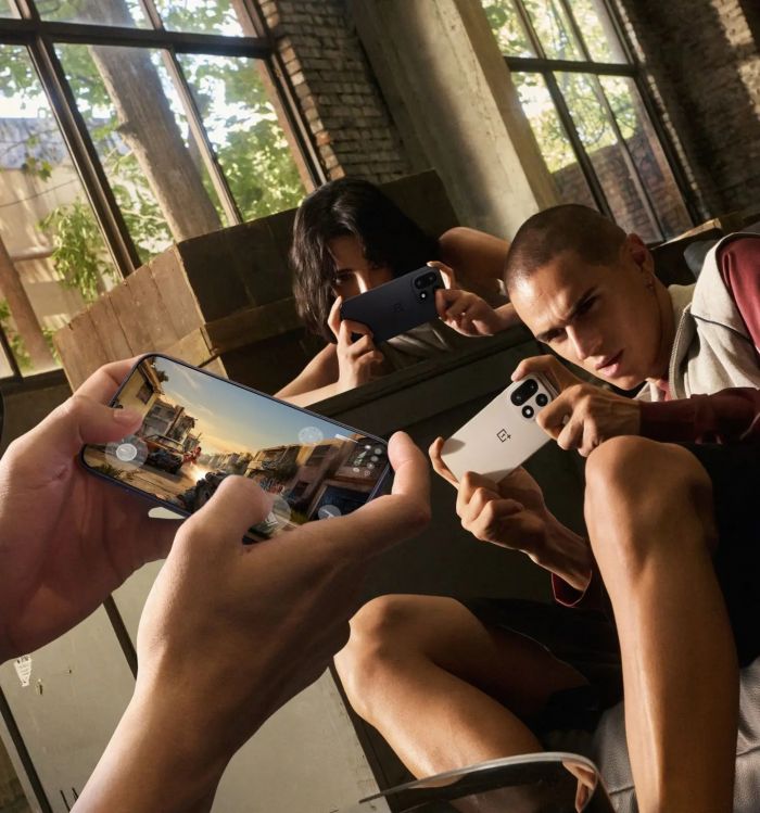 Смартфон OnePlus 15 5G (CPH2747) 6.78" 16/512ГБ, 2SIM, 7300мА•год, чорний