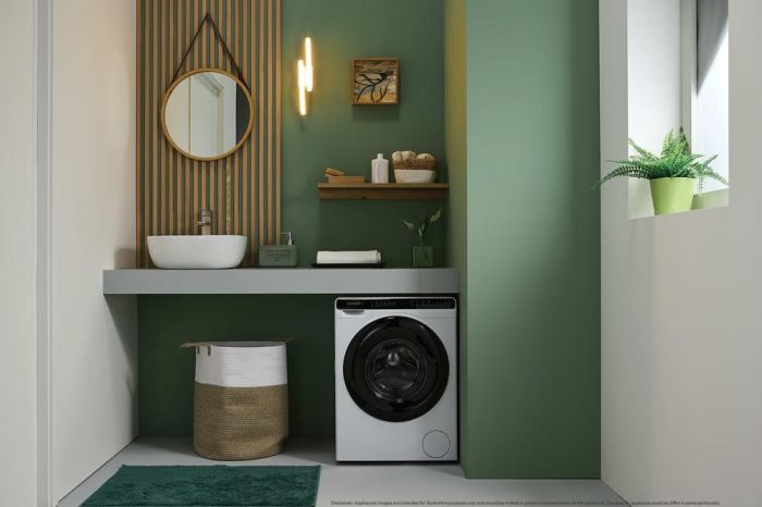 Пральна машина Candy фронтальна, 5кг, 1200, A, 42см, дисплей, інвертор, люк чорний, висота 70см, білий