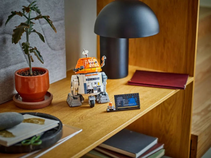 Конструктор LEGO Star Wars Чоппер (C1-10P). Дроїд-астромеханік