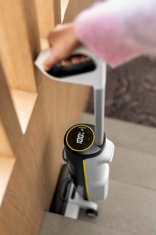 Пилосос karcher безпровідний FCV 4 Dry Extra, вологе прибирання, конт пил -0.45л, вода -0.75л, автон. робота до 45хв, самоочищення, білий