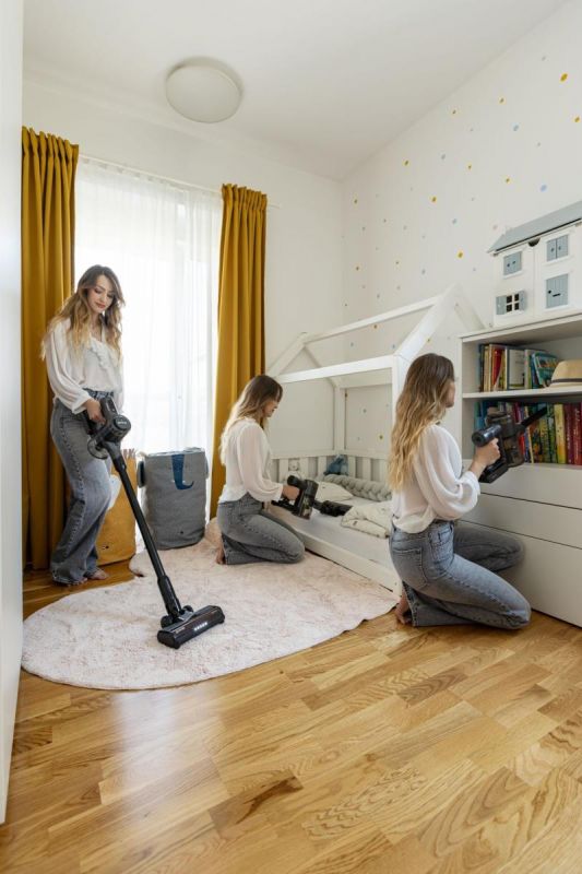 Пилосос Gorenje бездротовий, 70Вт, конт пил -0.7л, автон. робота до 60хв, HEPA, підсвічування, індикатор, антрацит