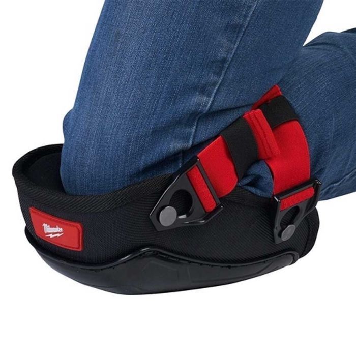 Наколінники захисні Milwaukee жорсткі, пластикова накладка, еластичне кріплення, чорний 0.91кг