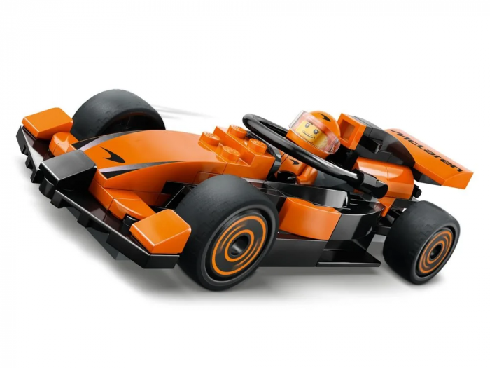 Конструктор LEGO City Пілот F1 з автомобілем для перегонів команди McLaren