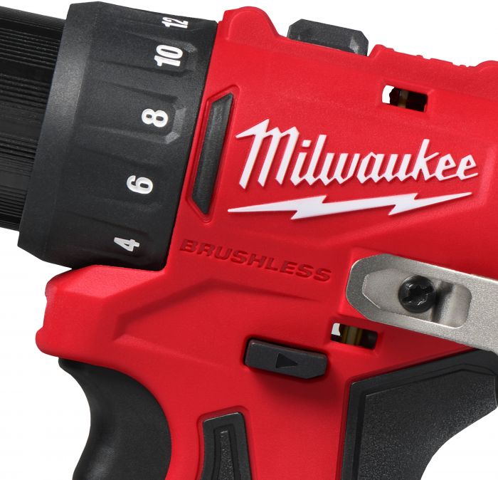 Шурупокрут-дриль акумуляторний Milwaukee M12 BLDDRC-201BRF 12В 2А·год 40Нм 0-1700об/хв ЗП С12 сумка 0.98кг