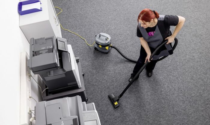 Пилосос професійний Karcher T 11/1 Classic Hepa 850Вт 235мБар контейнер 11л сухе прибирання 4.29кг