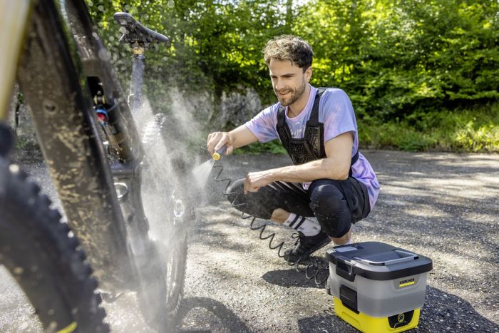 Мінімийка низького тиску акумуляторна Karcher OC 4 120л/год шланг 2.8м бак для води 8л 3.082кг USB-C