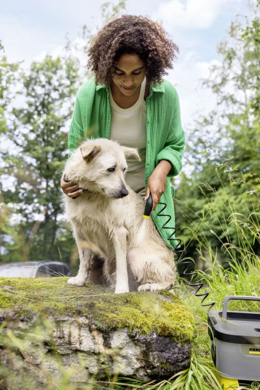 Мінімийка низького тиску акумуляторна Karcher OC 4 120л/год шланг 2.8м бак для води 8л 3.082кг USB-C