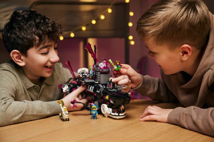 Конструктор LEGO Dreamzzz Страхітливий підводний човен «Акула»