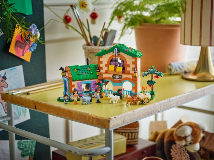 Конструктор LEGO Friends Ранчо і стайня поні