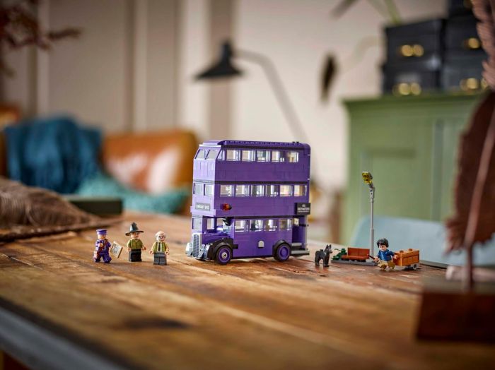 Конструктор LEGO Harry Potter Пригоди на Лицарському автобусі