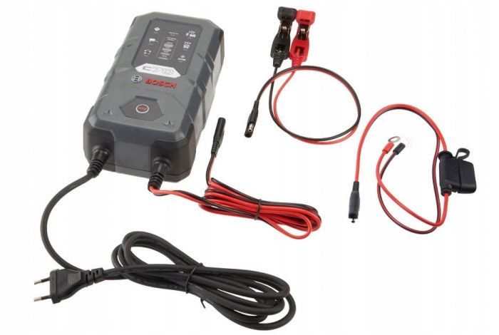 Зарядний пристрій Bosch C80-LI, 6/12В, 14-400А·год, 15А, IP65 (0 189 921 080)