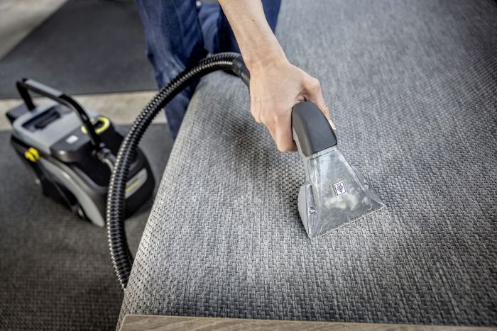 Пилосос професійний акумуляторний Karcher Puzzi 2/1 Bp 36Вт 16кПа контейнер 1.7/2.9л вологе/сухе прибирання  3.74кг