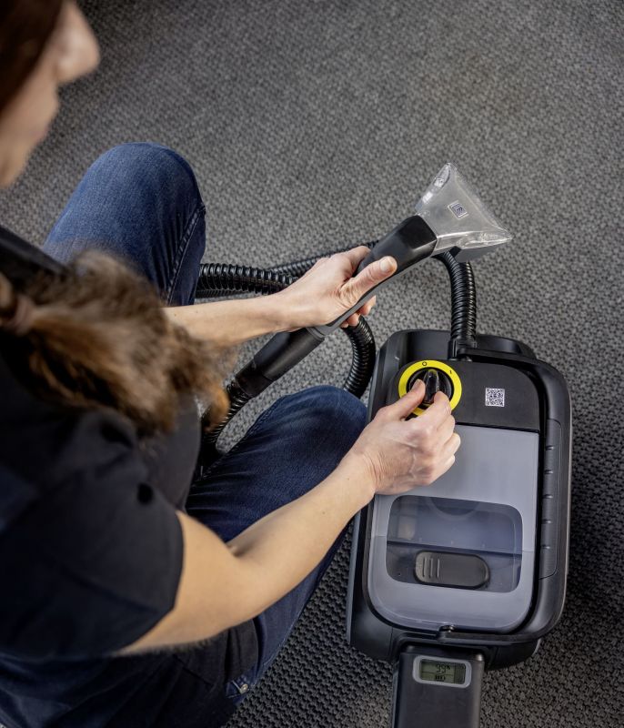 Пилосос професійний акумуляторний Karcher Puzzi 2/1 Bp 36Вт 16кПа контейнер 1.7/2.9л вологе/сухе прибирання  3.74кг