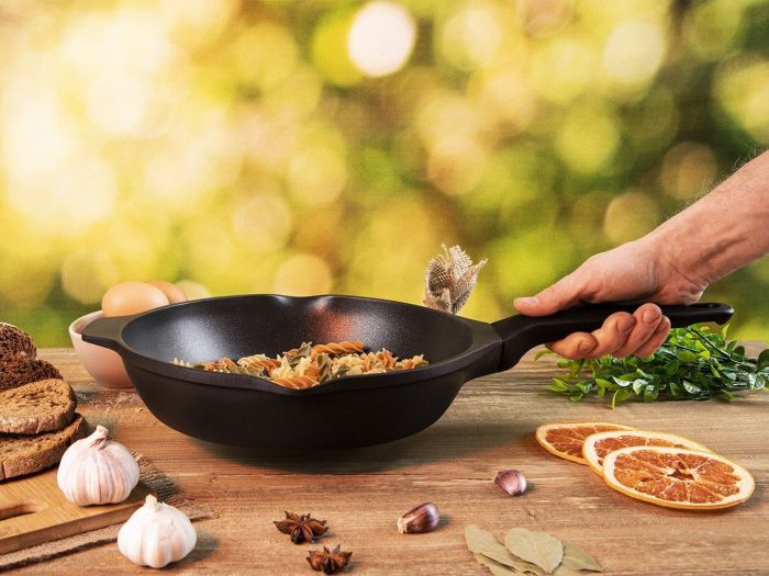 Сковорода Tefa DELICIO, 20см, алюміній, бакеліт, чорний