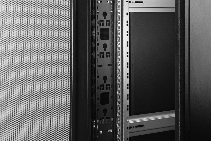 Шафа DIGITUS 19", 42U, Unique Server-N, перфоровані двері, 600x1000 мм, 1200кг максимально, чорна