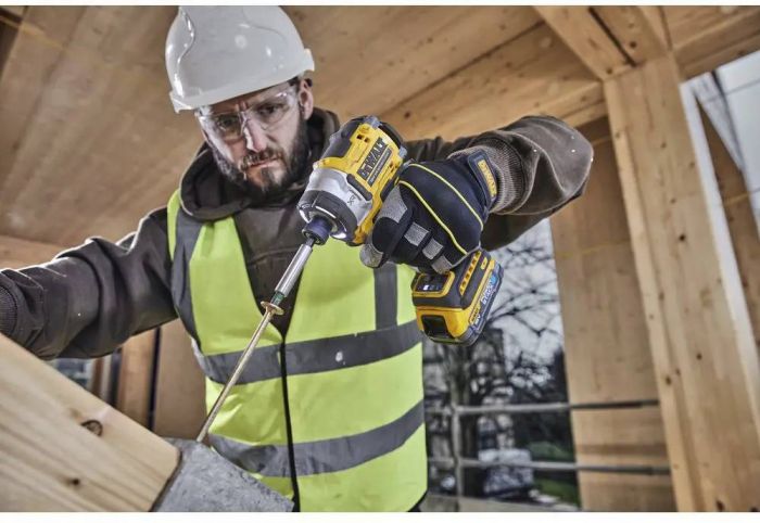 Шурупокрут ударний акумуляторний DeWalt XR Li-Ion 18В 282Нм 3800об/хв 4400уд/хв 1.1кг без АКБ і ЗП