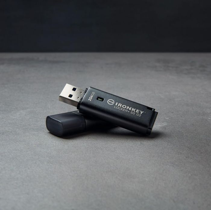Накопичувач Kingston   64GB USB 3.2 Type-A Gen1 IronKey Locker+ 50 G2