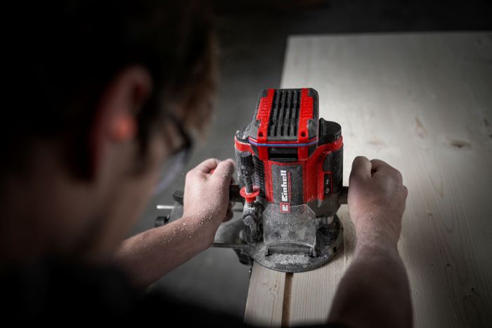 Фрезер акумуляторний Einhell Professional TP-RO 18/55 Li BL - Solo 18В цанга 6 та 8мм 10000-30000об/хв 2.56кг без АКБ та ЗП