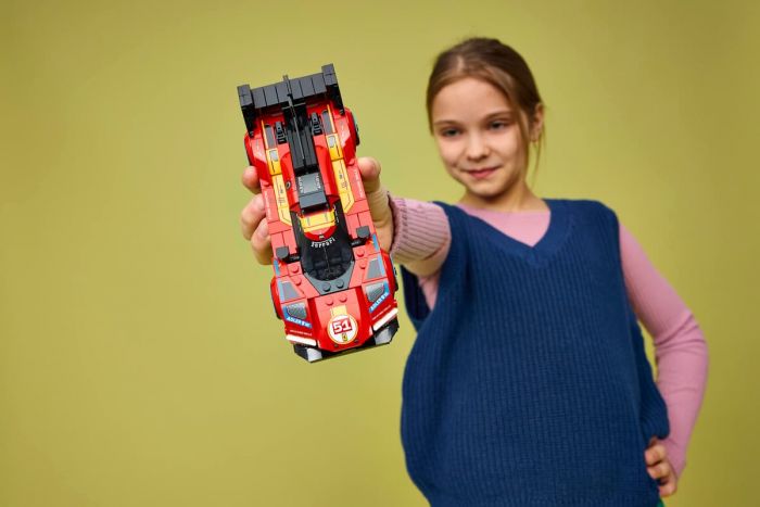 Конструктор LEGO Speed Champions Ferrari 499P