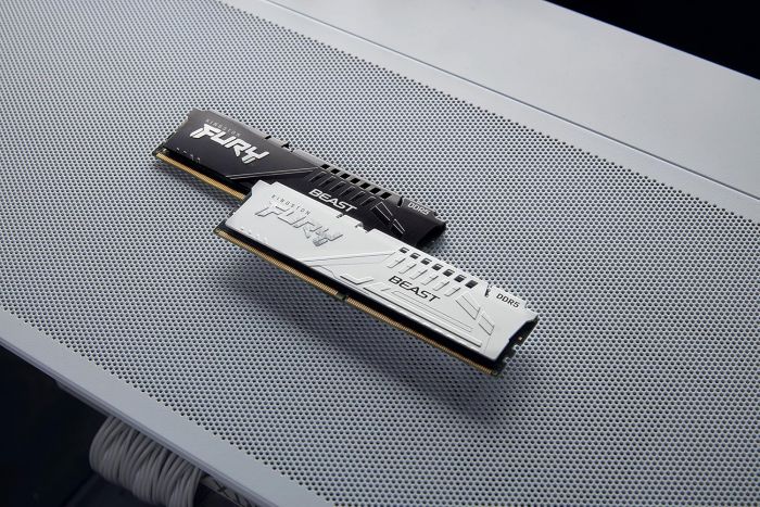 Пам'ять ПК Kingston DDR5 64GB KIT (32GBx2) 5600  FURY Beast Білий