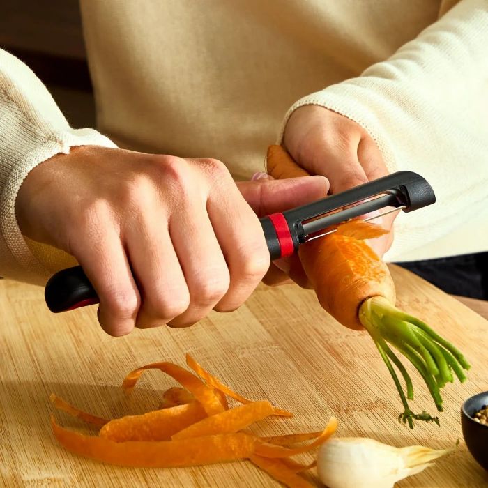 Овочечистка Tefal Ingenio+, нержавіюча сталь, пластик, червоно-чорний