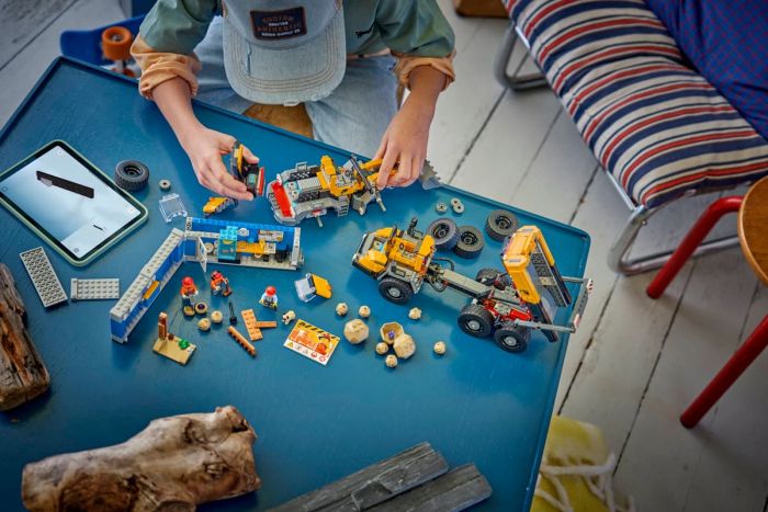 Конструктор LEGO City Самоскид і фронтальний ковшовий навантажувач