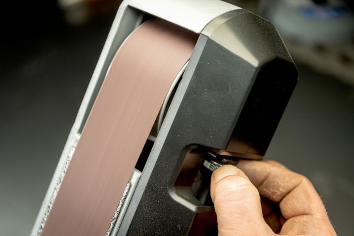 Верстат заточувально-шліфувальний Metabo BS 200 Plus 600Вт коло 200мм стрічка 50х1000мм 2980об/хв 16.9кг