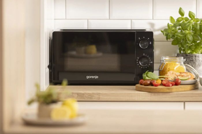 Мікрохвильова піч Gorenje, 20л, мех. керув., 700Вт, чорний