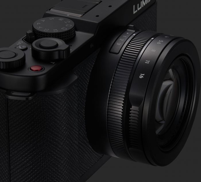 Цифр. фотокамера Panasonic DC-L10 Black