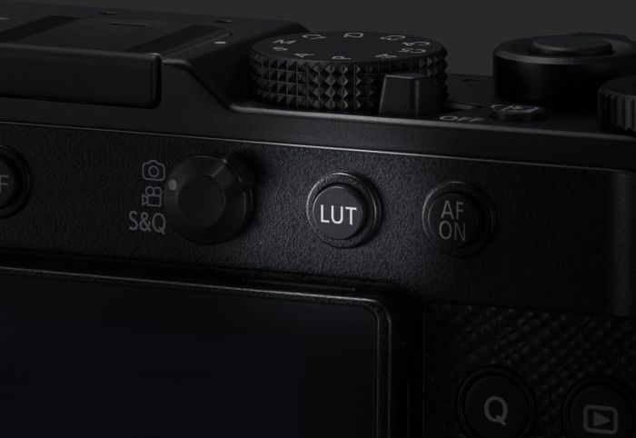 Цифр. фотокамера Panasonic DC-L10 Black