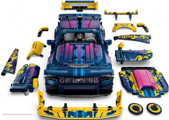 Конструктор LEGO Technic Тюнінг-гараж з автомобілем Ford Mustang GT