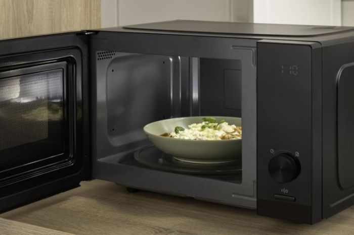 Мікрохвильова піч Gorenje, 23л, електр. керув., 800Вт, дисплей, 20 програм, інвертор, чорний