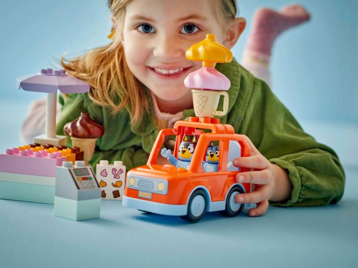 Конструктор LEGO DUPLO Bluey Подорож із морозивом із Блуї