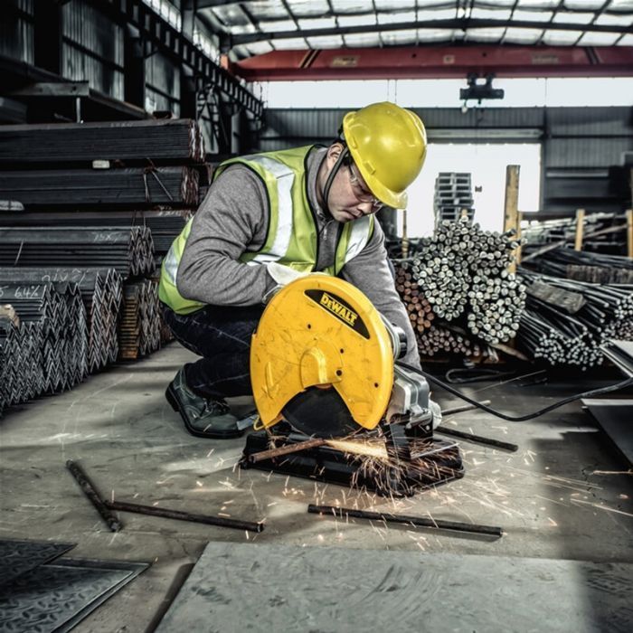 Пила монтажна DeWalt 2300Вт диск 355мм 4000об/хв 15.5кг