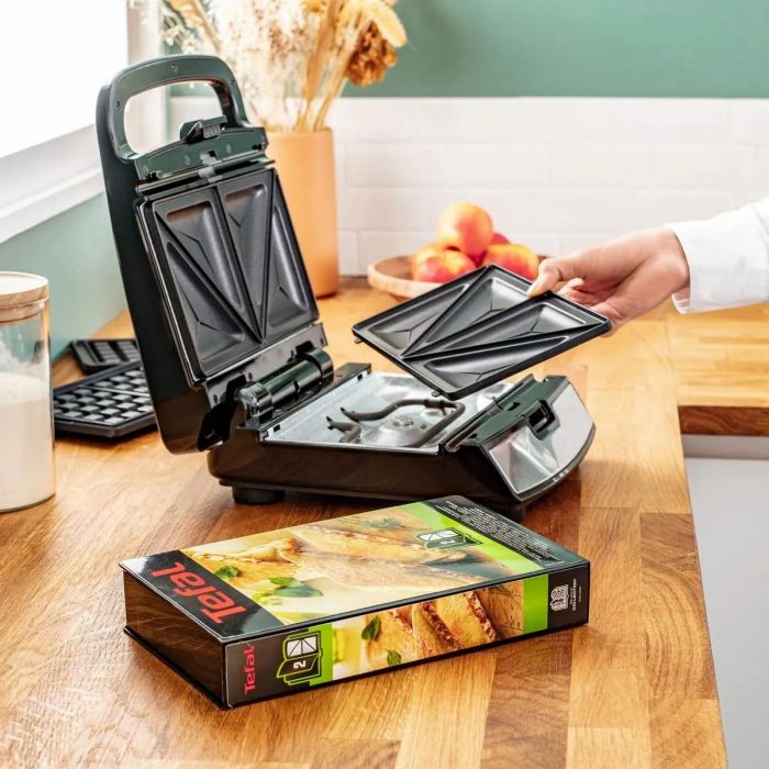 Мультимейкер Tefal Snack collection 700Вт, тефлон, 2 пластини, корпус-нержав.сталь/пластик, чорний