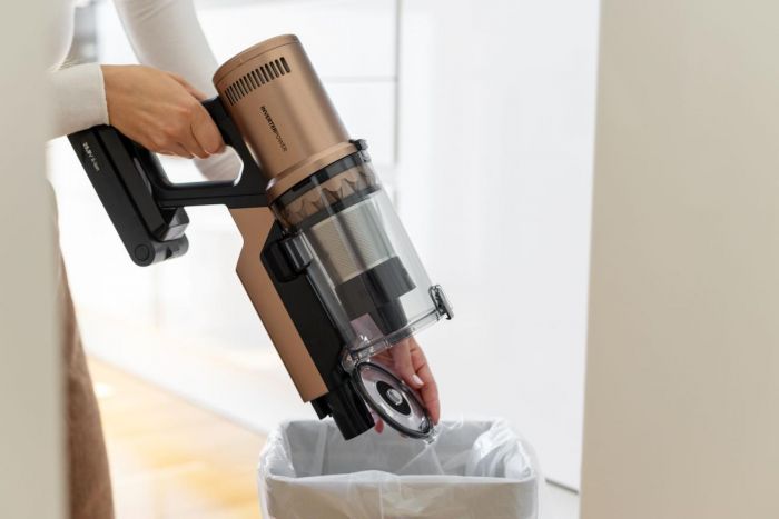 Пилосос Gorenje бездротовий, 125Вт, конт пил -0.6л, автон. робота до 60хв, HEPA, підсвічування, індикатор, турбощітка, бронзовий