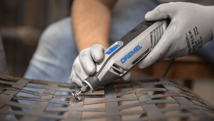 Шліфмашина шліфувально-гравірувальна Dremel 4250 6-128 Platinum+ 175В 5000-35000об/хв 128 насадок + 6 приставок 3.78кг