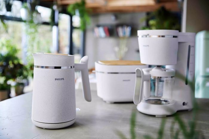 Електрочайник Philips Eco Conscious Edition, 1.7л, екопластик, LED підсвітка, звуковий сигнал, білий матовий