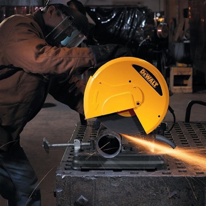 Пила монтажна DeWalt 2300Вт диск 355мм 4000об/хв 15.5кг