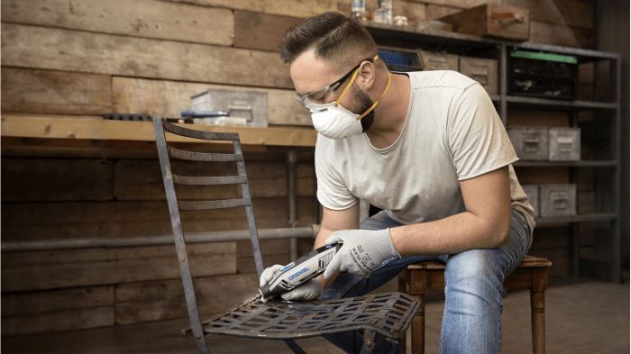 Шліфмашина шліфувально-гравірувальна Dremel 4250 3-45 175В 5000-35000об/хв 45 насадок + 3 приставок кейс 0.70кг