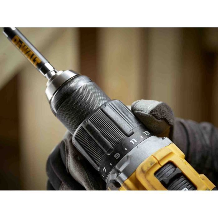 Шурупокрут-дриль ударний акумуляторний DeWALT XR Li-Ion 18В 90Нм 0-450·0-1650об/хв 0-7650·0-28050уд/хв, 1.17кг без АКБ та ЗП