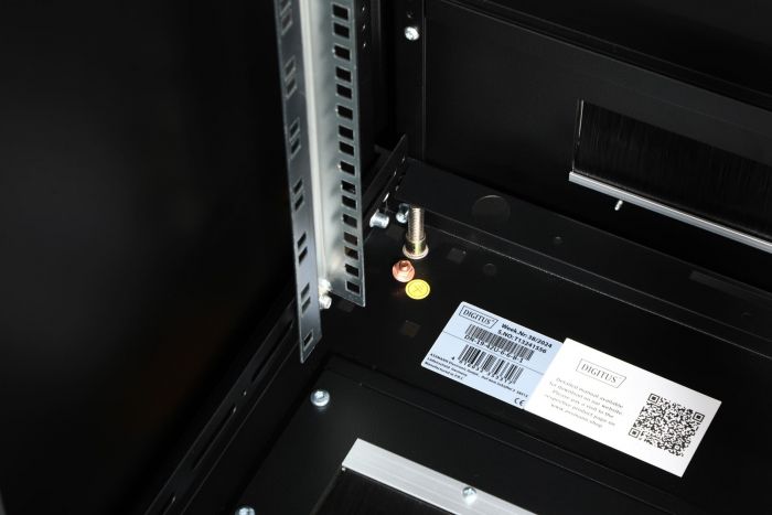 Шафа DIGITUS 19", 42U, Network Unique, передні двері зі склом, 600x600 мм, 1200кг максимально, чорна