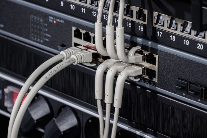 Патч-корд DIGITUS CAT 6a S-FTP, 3м, AWG 32/7, Cu, TPE-LSZH, гнучкий, сірий