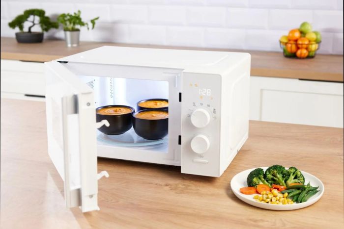 Мікрохвильова піч Gorenje, 20л, електр. керув., 800Вт, дисплей, 20 програм, інвертор, білий