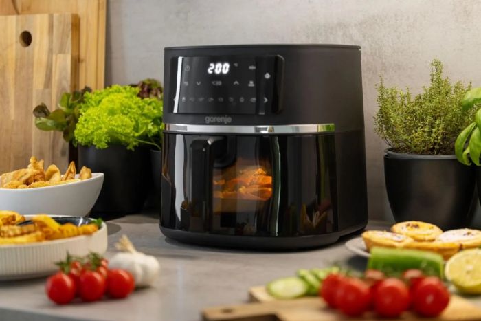 Мультипіч Gorenje 1750Вт, чаша-5.7л, сенсорне управл., 8 авто. програм, екран XL, пластик+метал, чорний
