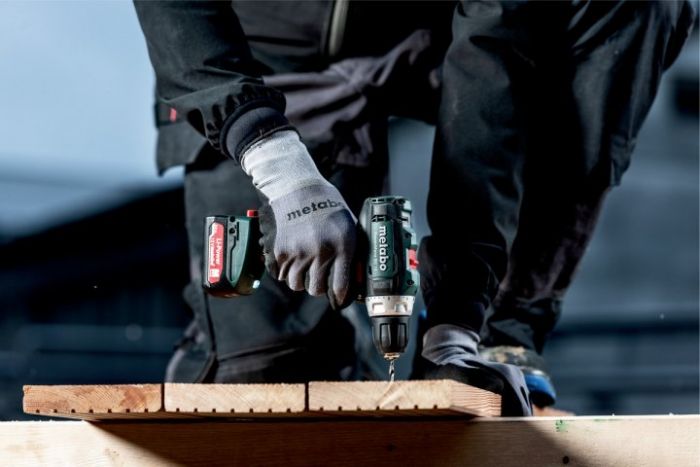 Шурупокрут-дриль акумуляторний Metabo PowerMaxx SB 12 Set 12В 2x2А·год 17·40Нм 0-360·0-1400об/хв 1.1кг